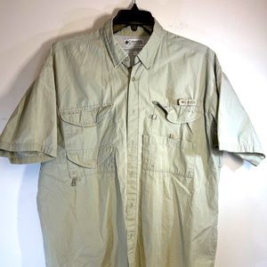 Columbia Beige Short Sleeve Performance Fishing Gear Button Shirt Men's Size L